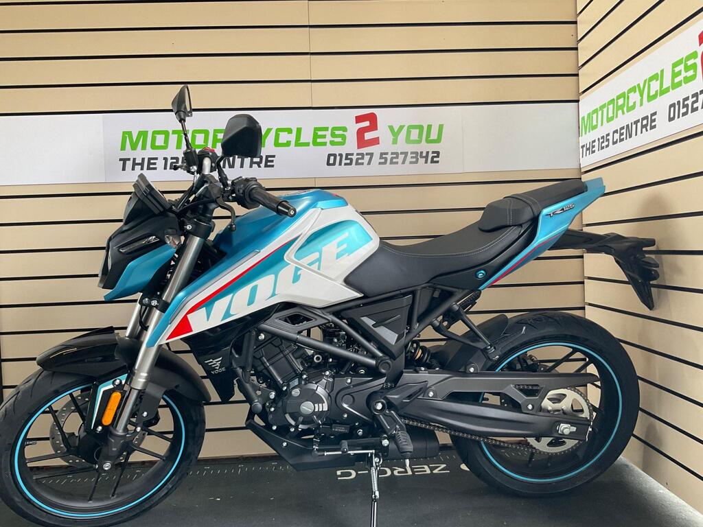 New Voge R 125 Naked