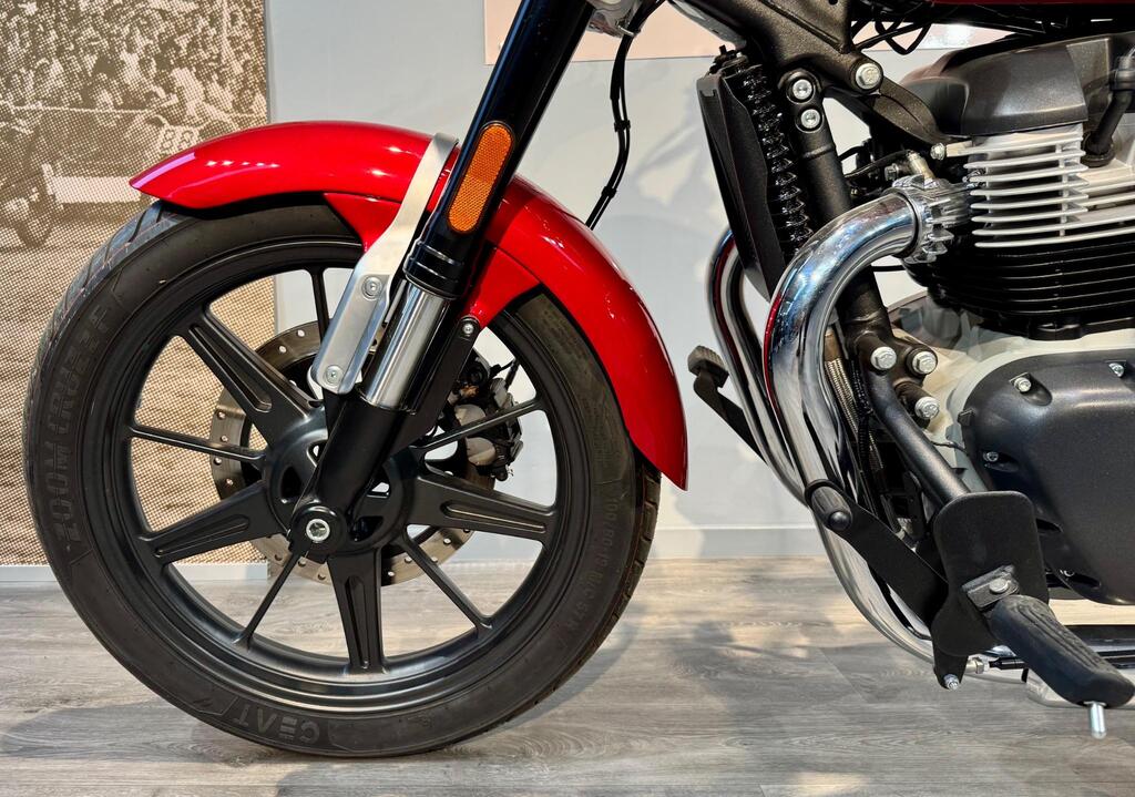 New Royal Enfield Super Meteor 650 Cruiser