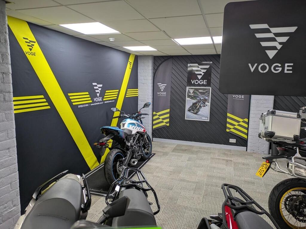 New Voge R 125 Naked