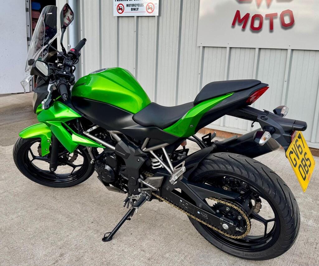 Used Kawasaki Z250 Naked