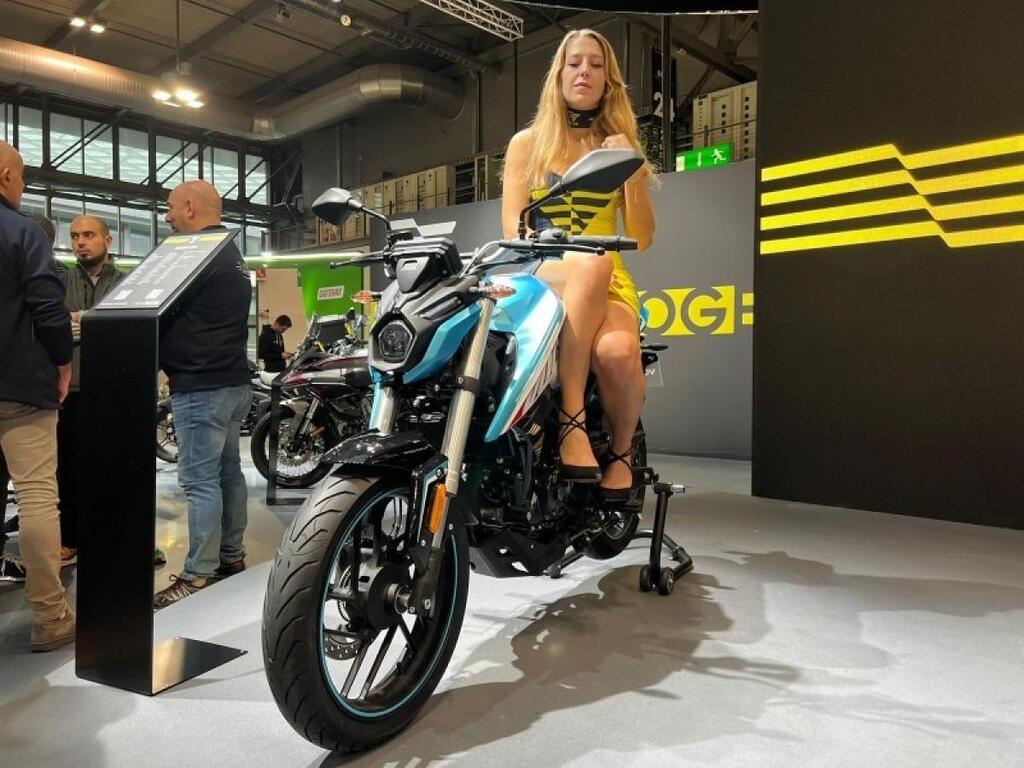 New Voge R 125 Naked
