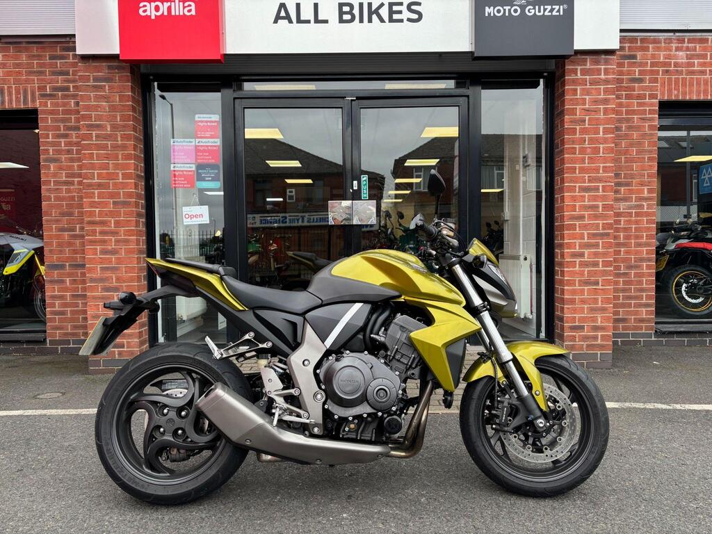 Used Honda CB1000 Naked
