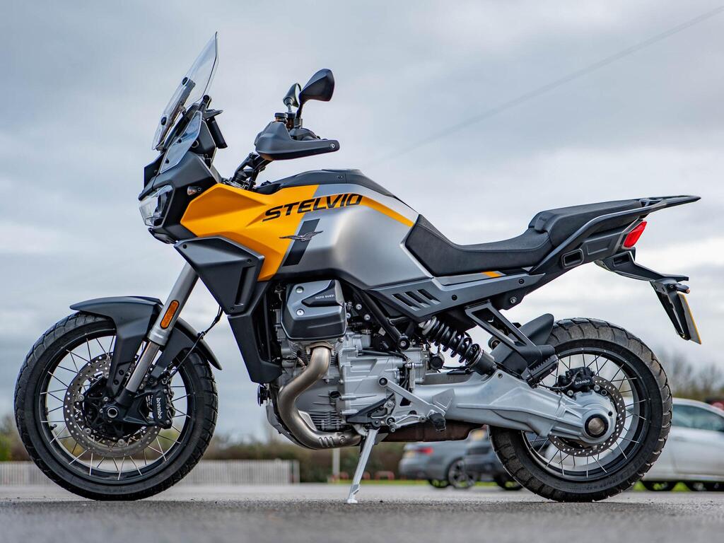 Used Moto Guzzi Stelvio 1042 Adventure